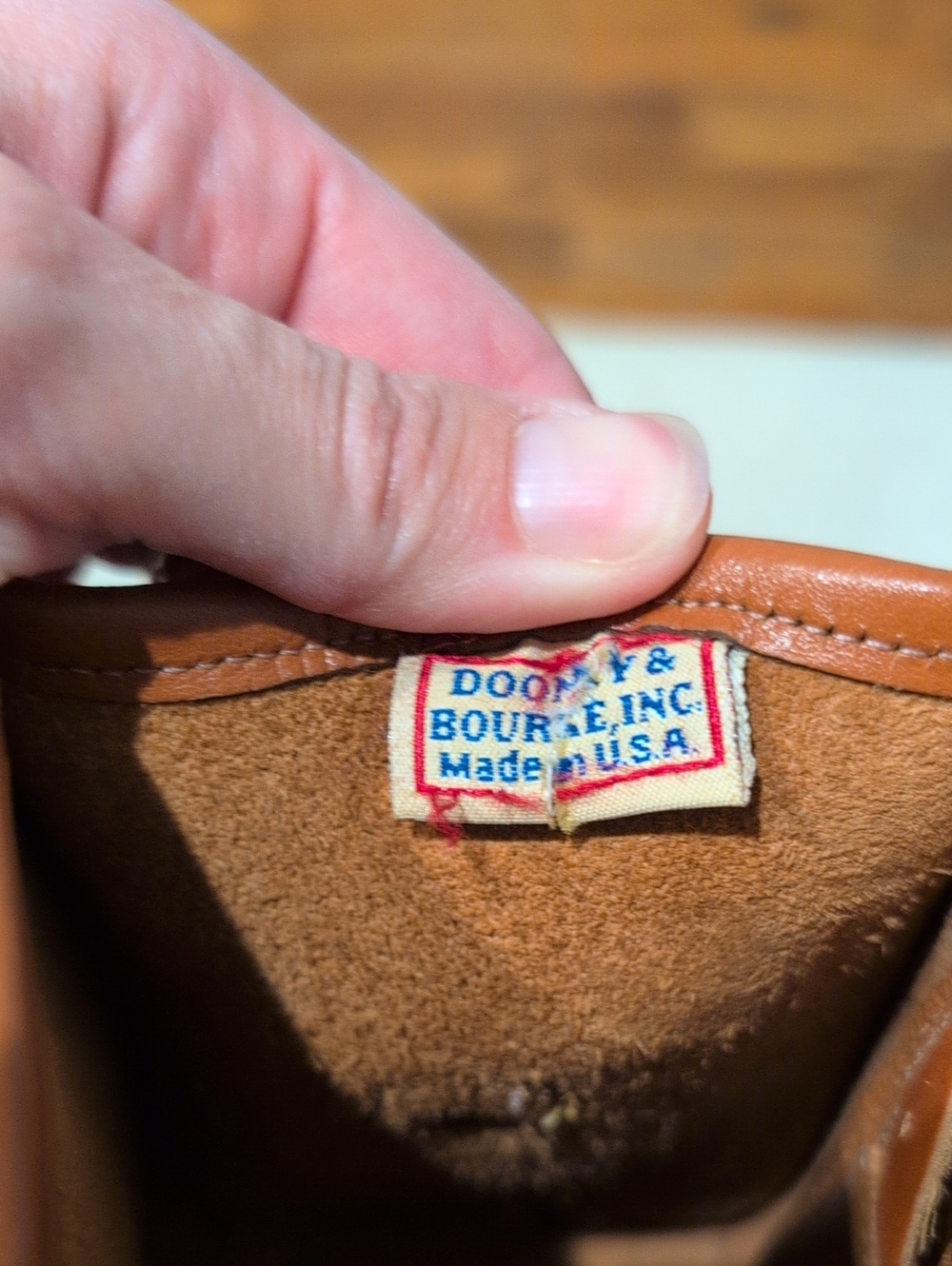 Vintage Dooney & Bourke Brown Leather Crossbody - Picture 12 of 15